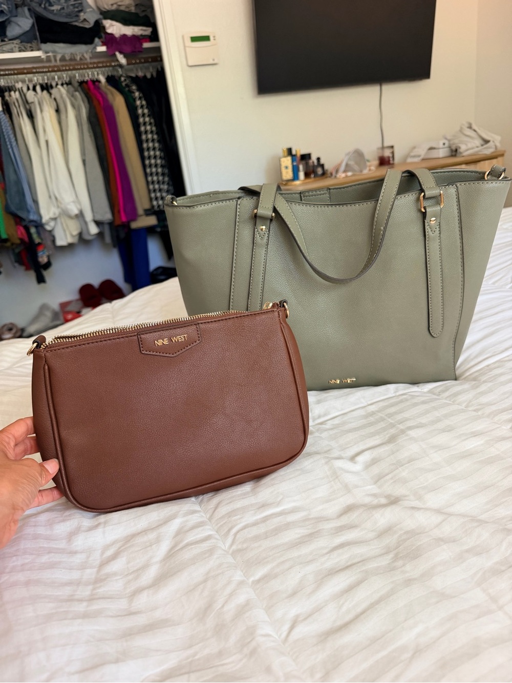Nine West sage green leather tote handbag travel bag set